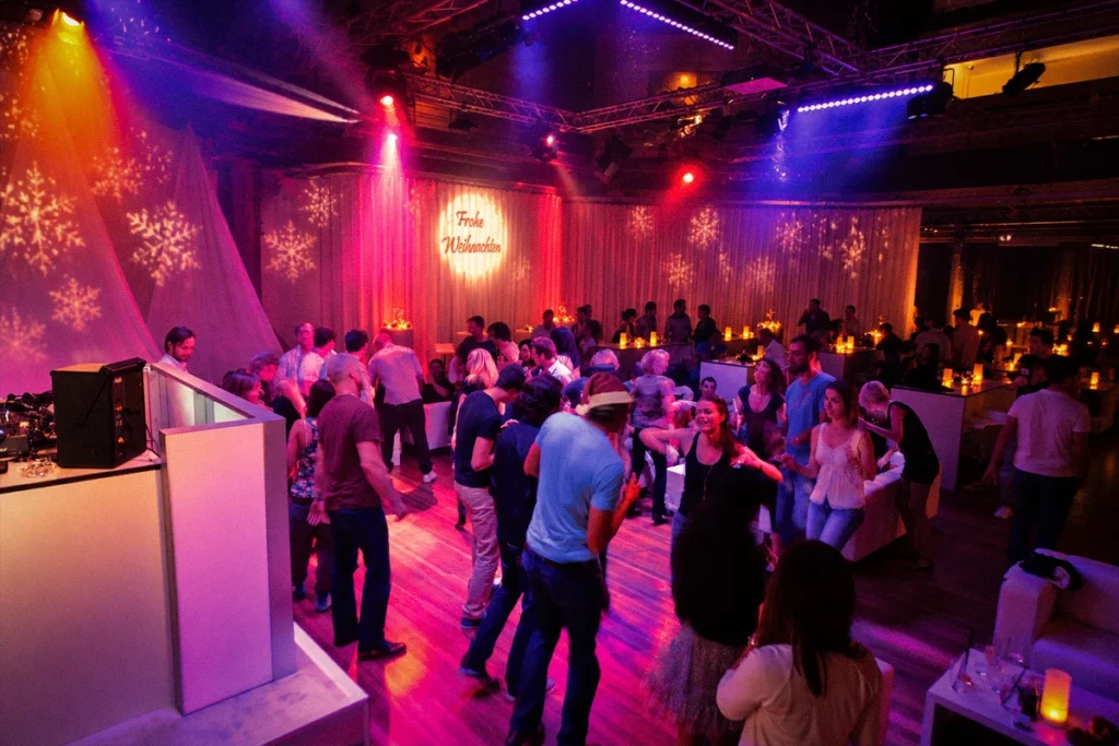 Firmenweihnachtsfeier mit DJ und Dancefloor im OKTOGON auf Zollverein