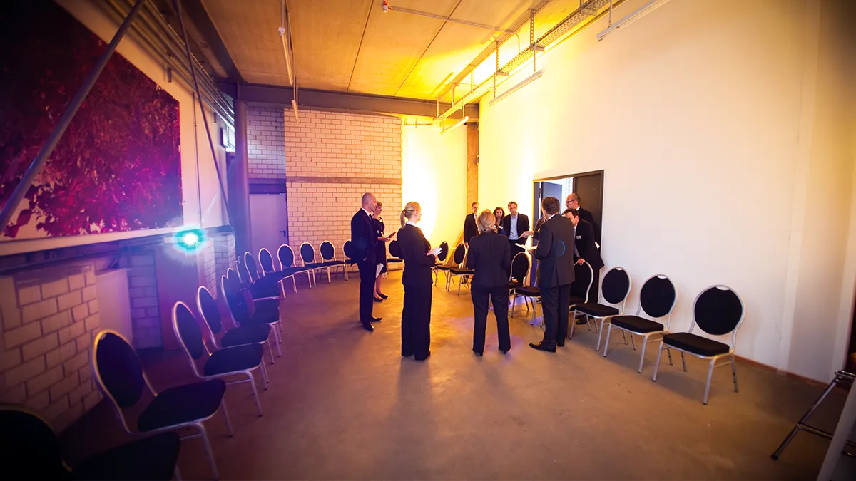 Workshopraum im OKTOGON auf Zollverein mit flexibler Bestuhlung und Teilnehmern