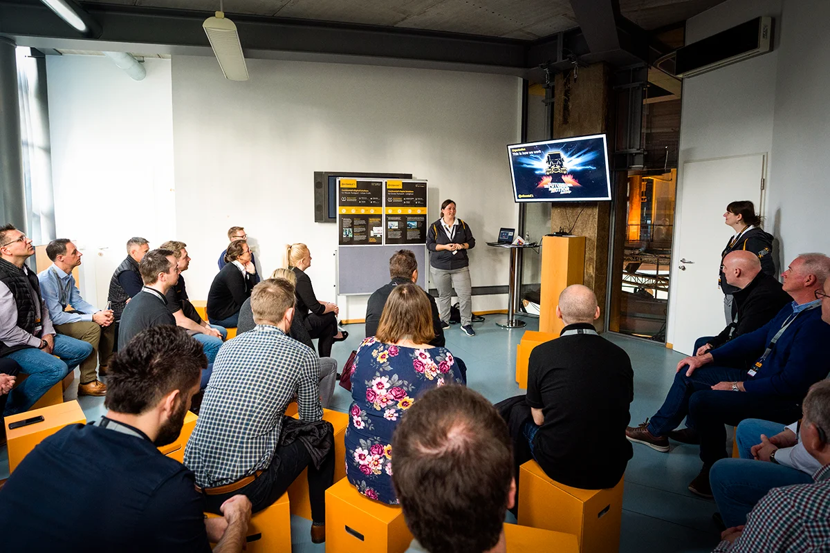 Workshopraum mit Präsentation im OKTOGON auf Zollverein in Essen